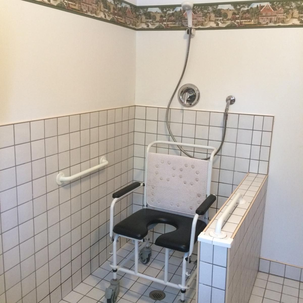 Douche adaptée